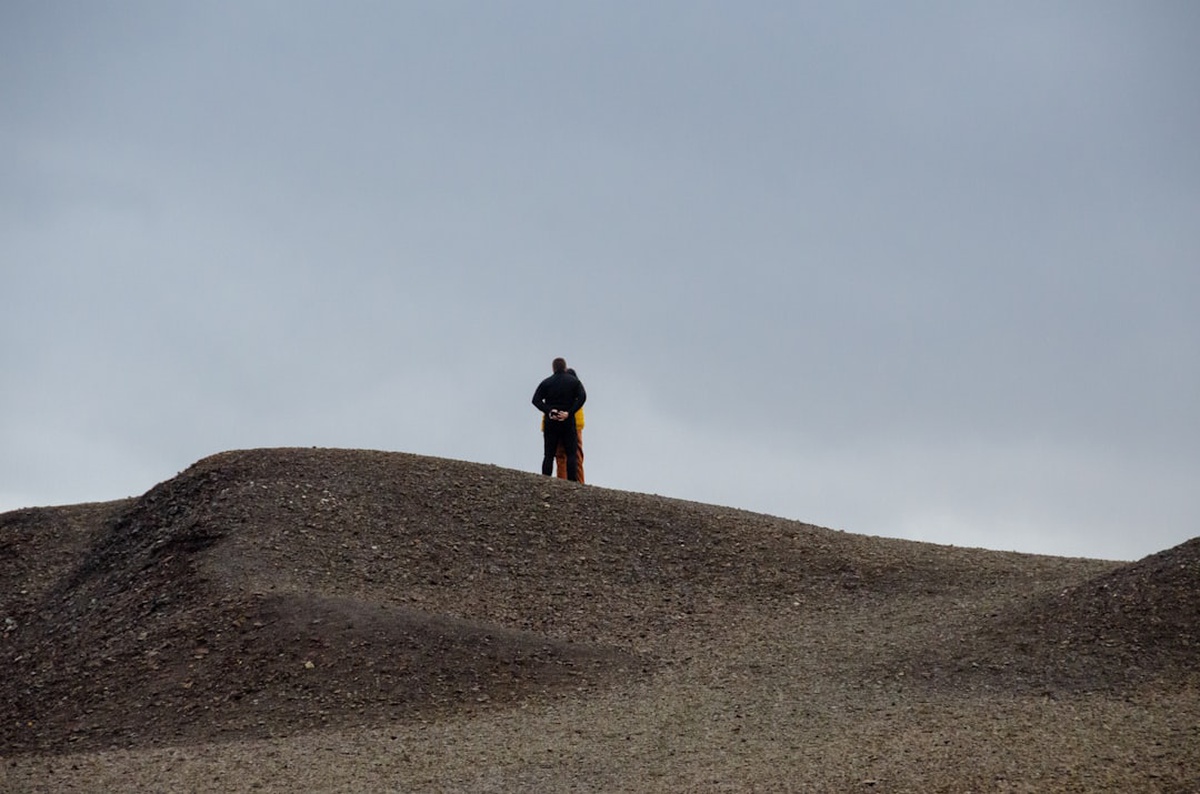 Virgo and Gemini Compatibility: Friendship, Love & Business