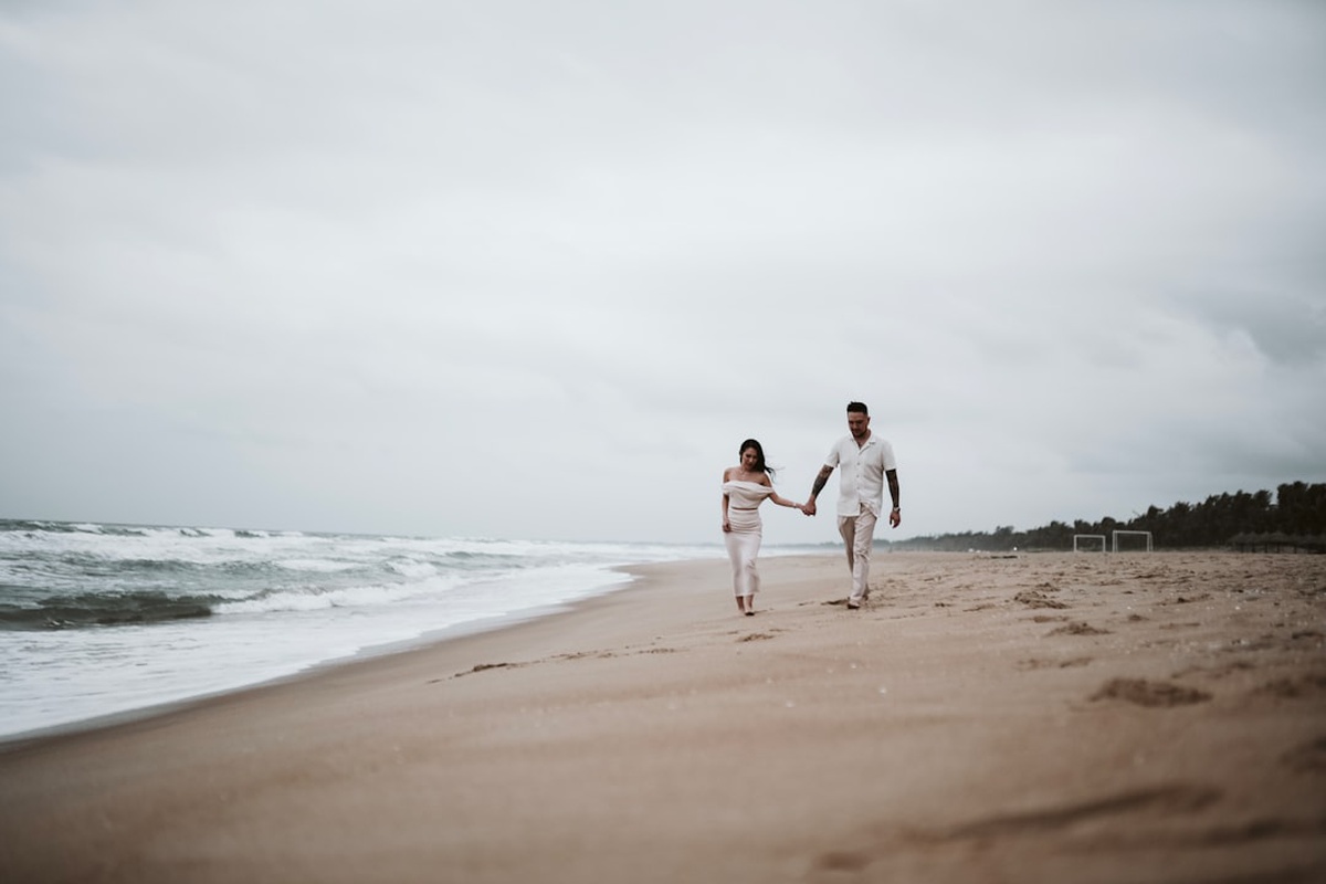 Capricorn and Cancer Compatibility 2026 รขโฌโ Love, Friendship & Business Insights